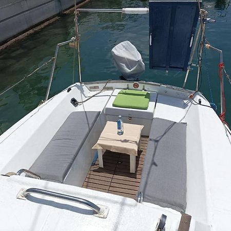 Lanza Boat Hotel Arrecife  Bagian luar foto